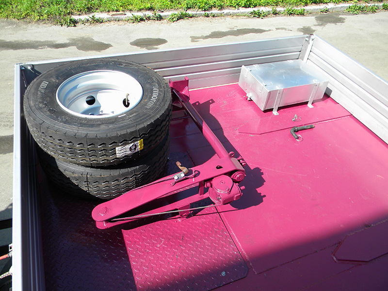 Низкорамный полуприцеп-тяжеловоз чмзап 99904 по спецификации 011 дп g