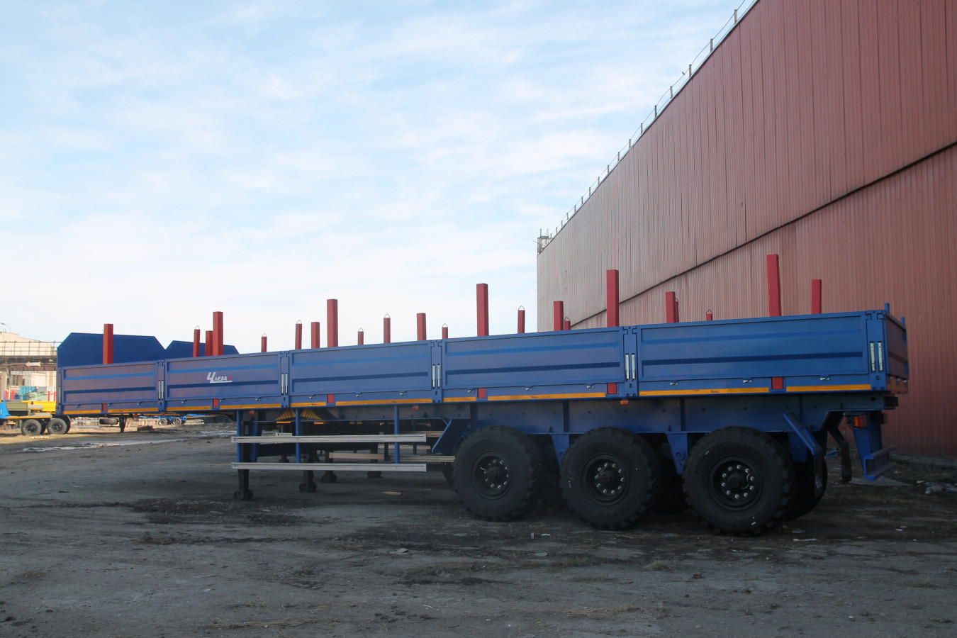 Полуприцеп бортовой чмзап 99064 по спецификации 020 к53