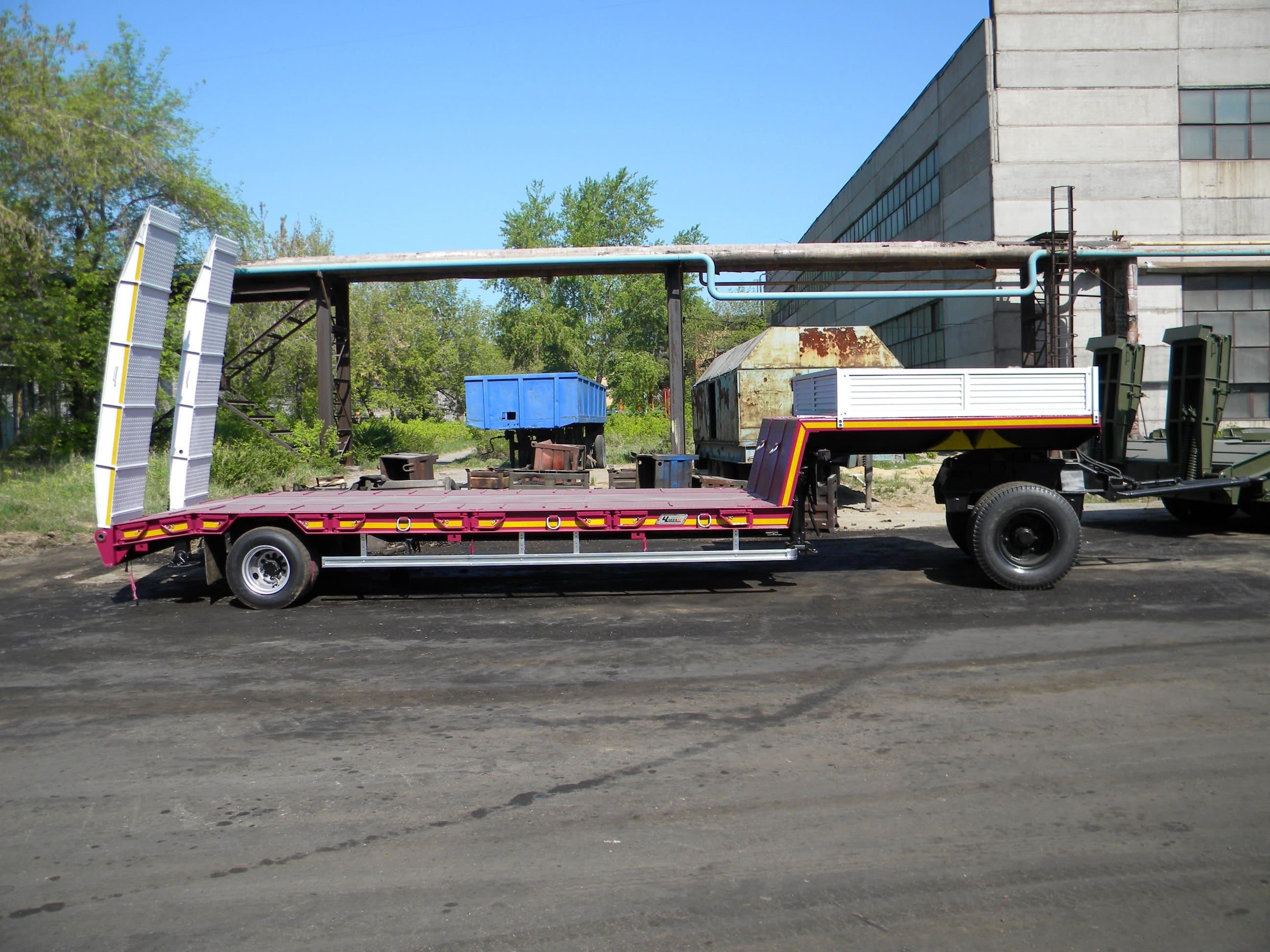 Низкорамный полуприцеп-тяжеловоз чмзап 93262 по спецификации 010 кп1