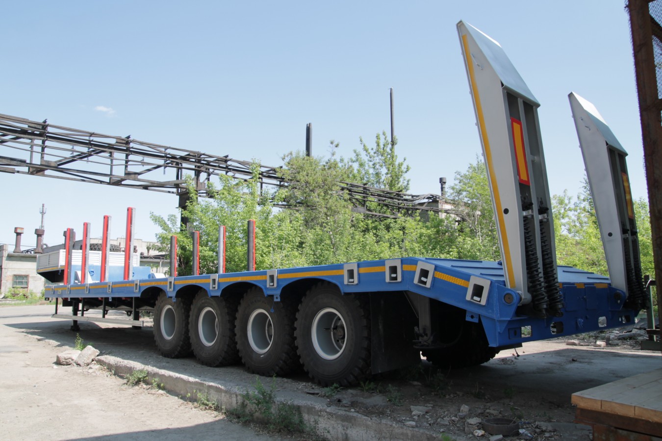 Полуприцеп-тяжеловоз чмзап 99903 по спецификации 070 я