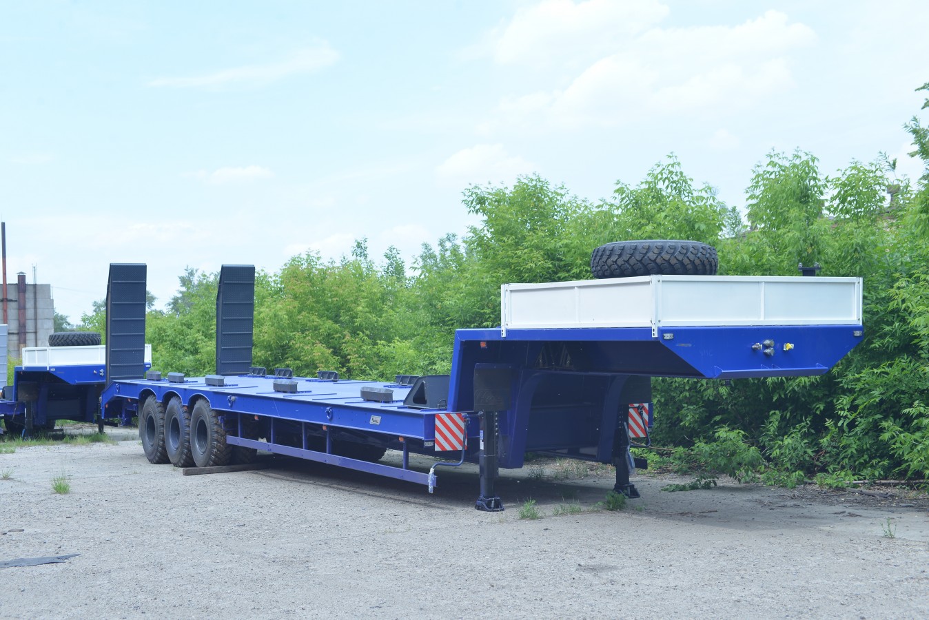 Полуприцеп-тяжеловоз чмзап 9990 по спецификации 074 м1