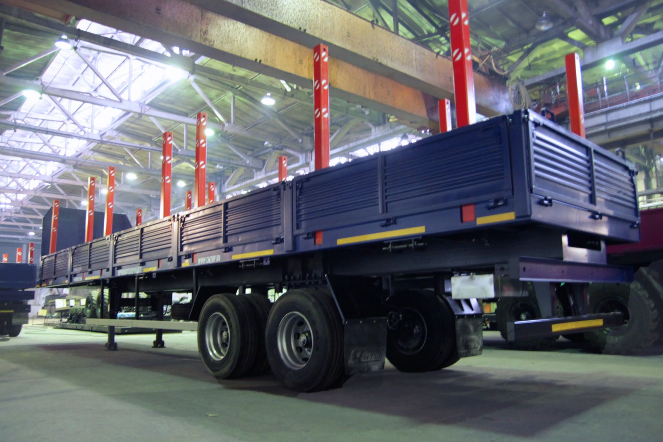 Полуприцеп бортовой чмзап 93853 по спецификации 038 б30