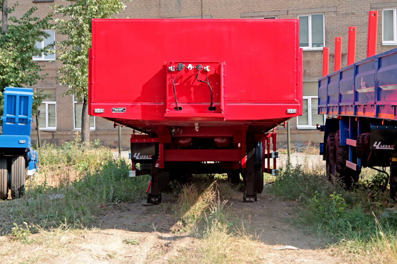 Полуприцеп бортовой чмзап 99065 по спецификации 031 п35