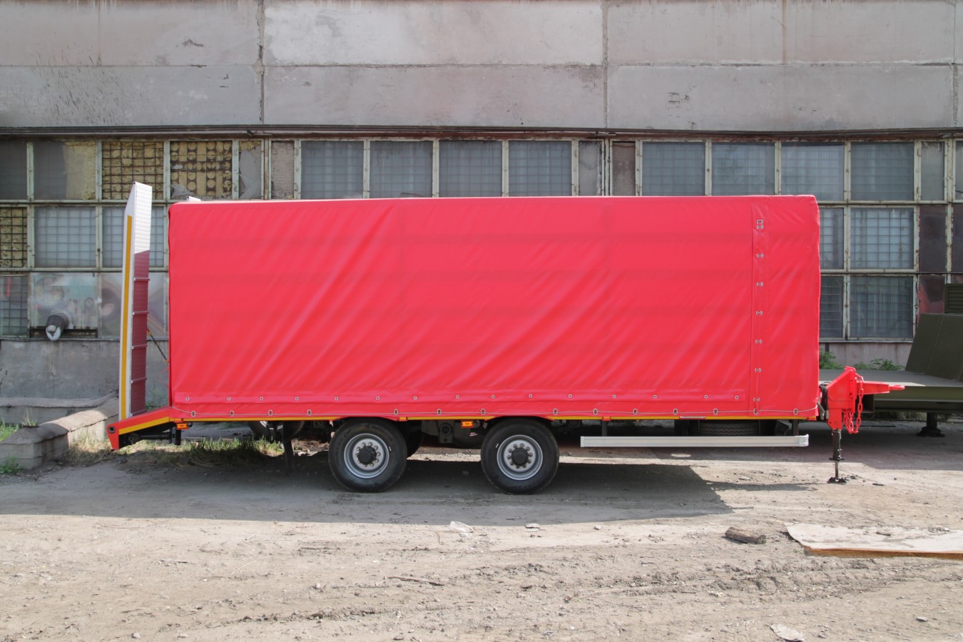 Прицеп-тент чмзап 8358 по спецификации 30-04 м