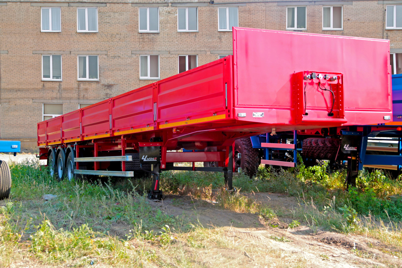 Полуприцеп бортовой чмзап 99065 по спецификации 031 п35