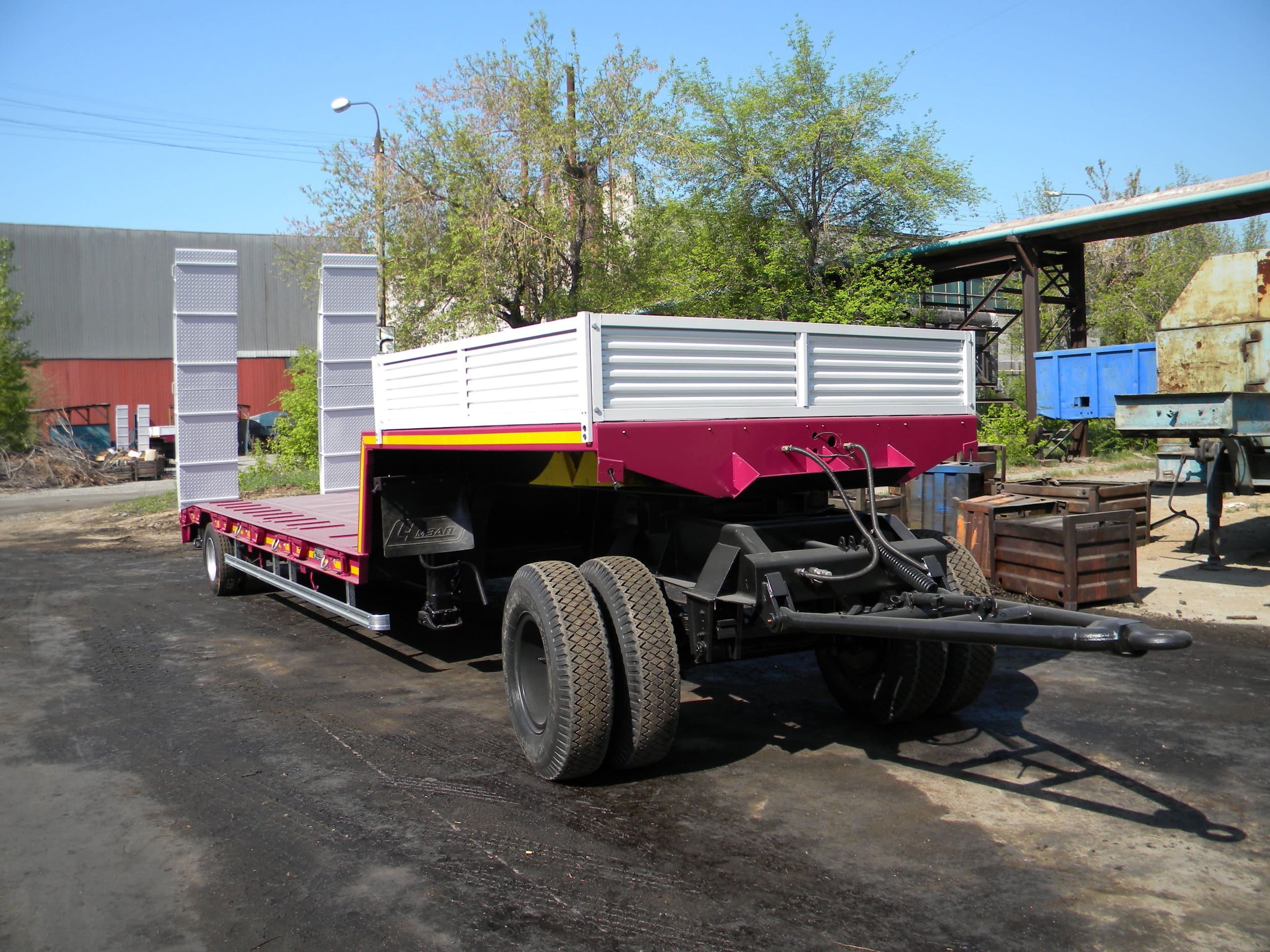 Низкорамный полуприцеп-тяжеловоз чмзап 93262 по спецификации 010 кп1