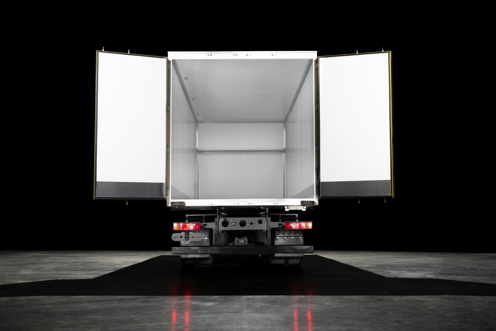 HOWO T5G 4x2 Фургон