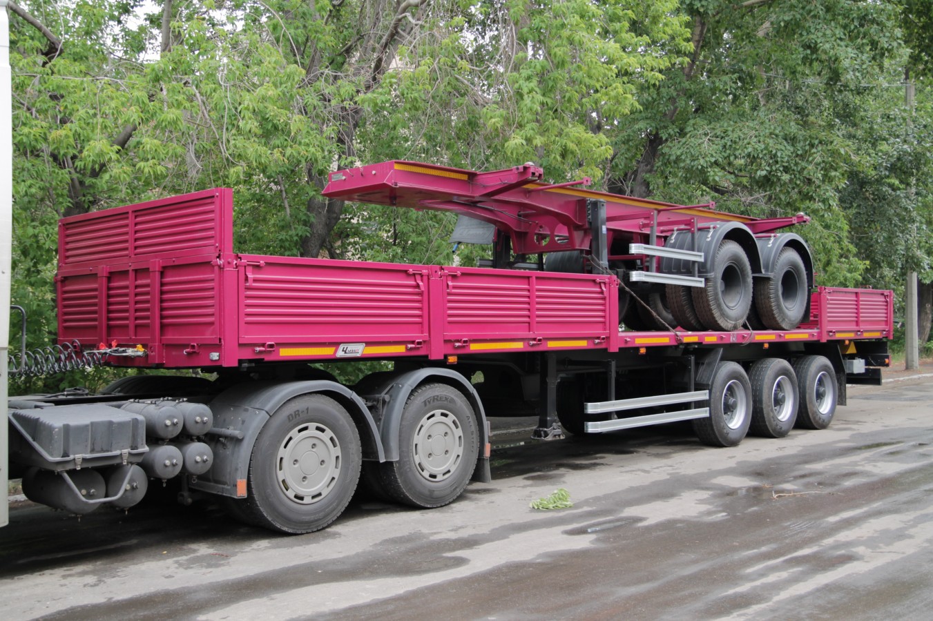 Полуприцеп бортовой  чмзап 99065 по спецификации 031 м