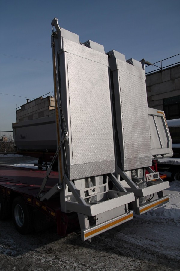 Низкорамный полуприцеп-тяжеловоз чмзап 938530 по спецификации 037 укг4