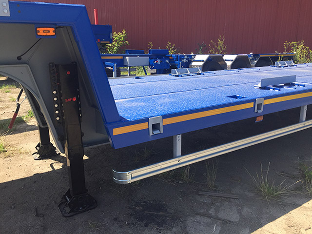 Низкорамный полуприцеп-тяжеловоз чмзап 93853 по спецификации 037 укв4 пп4