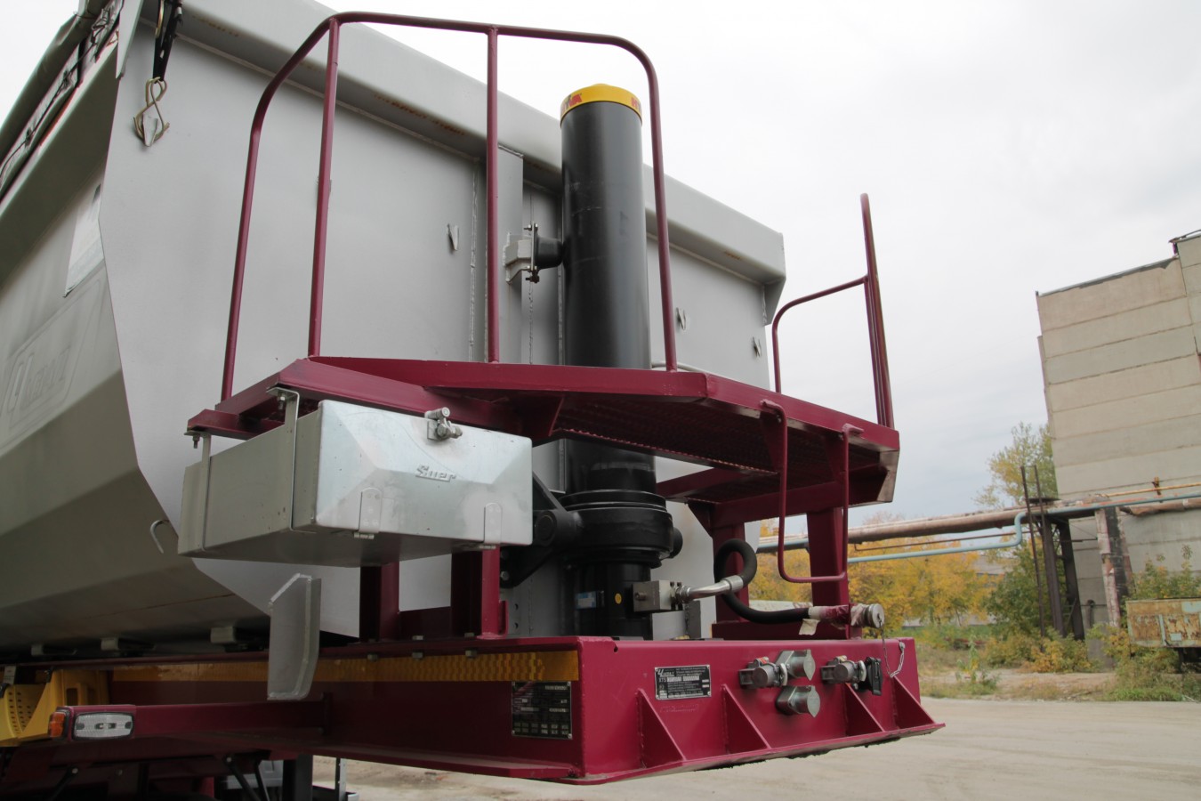 Полуприцеп-самосвал чмзап 9520 по спецификации 022 pw/022 pwэ